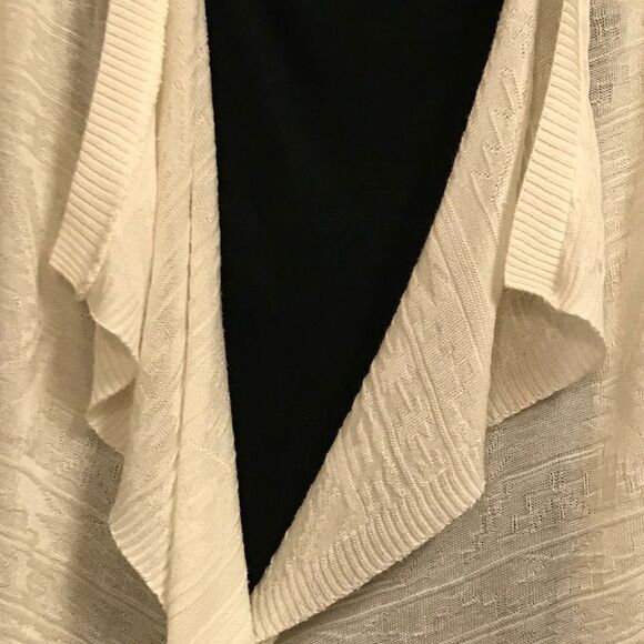 Charlotte Russe Ivory Waterfall Cardigan Sweater Small - Picture 8 of 9